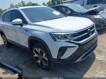  Salvage Volkswagen Taos