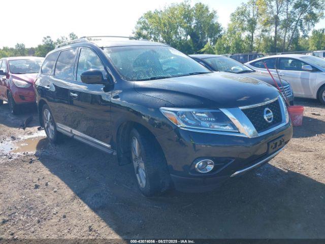  Salvage Nissan Pathfinder