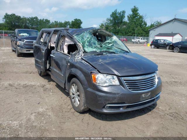  Salvage Chrysler Town & Country
