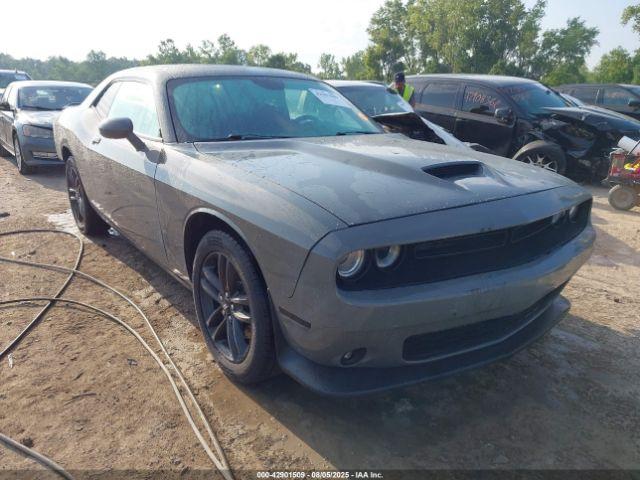  Salvage Dodge Challenger