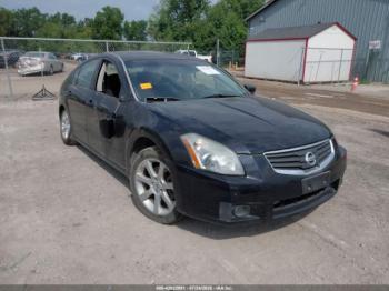  Salvage Nissan Maxima