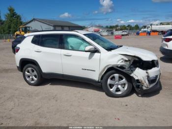  Salvage Jeep Compass