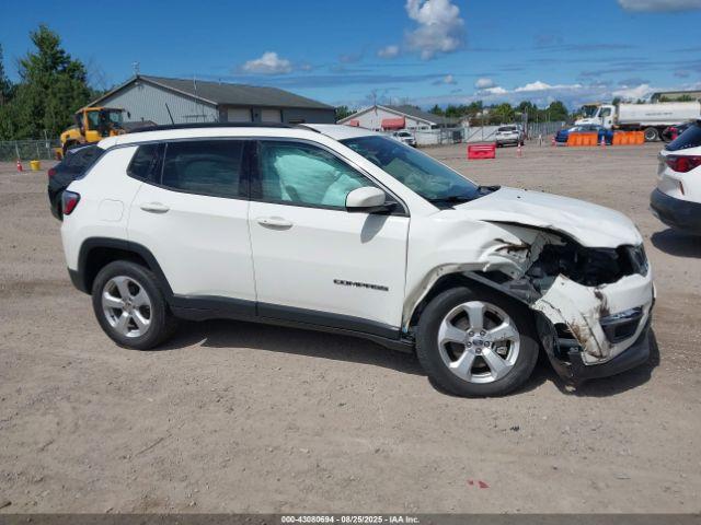  Salvage Jeep Compass