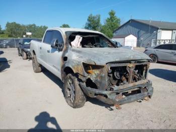  Salvage Nissan Titan