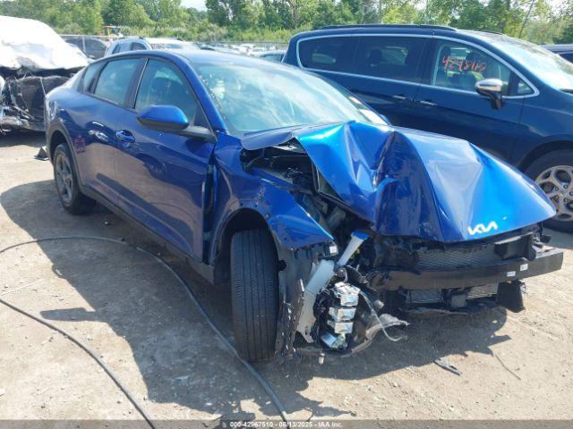  Salvage Kia K4