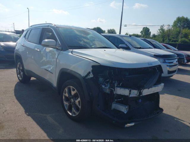  Salvage Jeep Compass