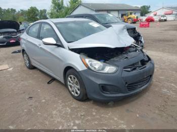 Salvage Hyundai ACCENT