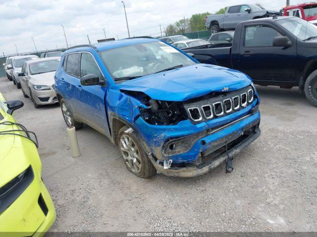  Salvage Jeep Compass