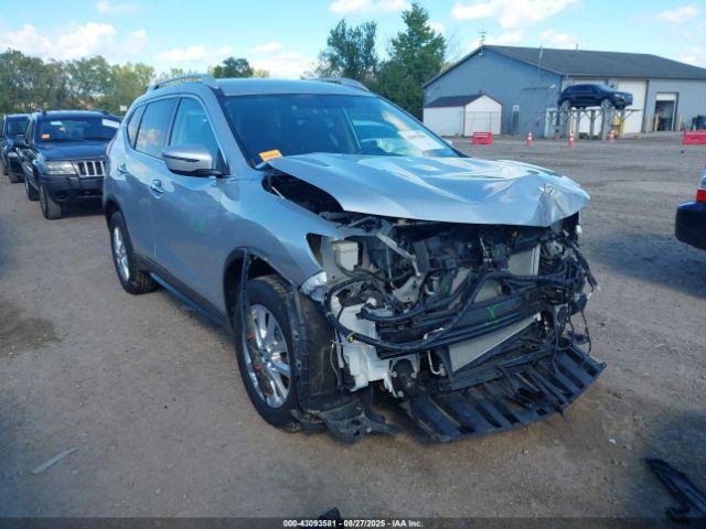  Salvage Nissan Rogue