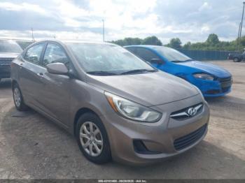  Salvage Hyundai ACCENT