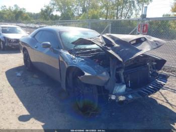  Salvage Dodge Challenger