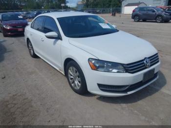  Salvage Volkswagen Passat