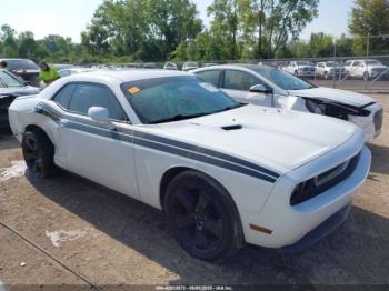  Salvage Dodge Challenger