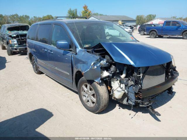  Salvage Chrysler Town & Country
