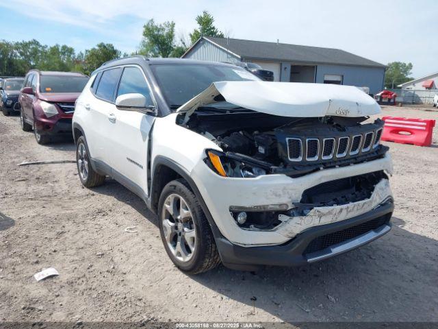  Salvage Jeep Compass