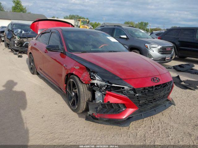  Salvage Hyundai ELANTRA