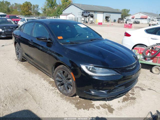  Salvage Chrysler 200