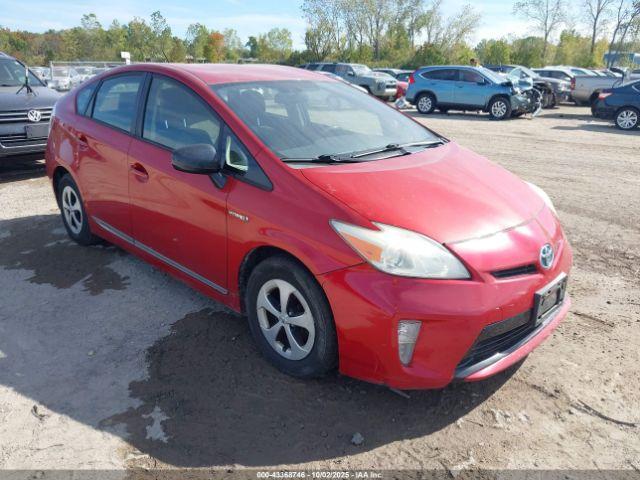  Salvage Toyota Prius