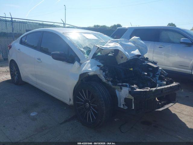  Salvage Kia Forte