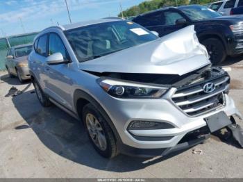  Salvage Hyundai TUCSON