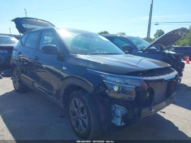  Salvage Kia Seltos