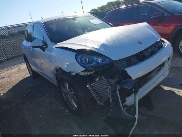  Salvage Porsche Cayenne
