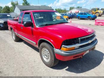  Salvage Chevrolet S-10