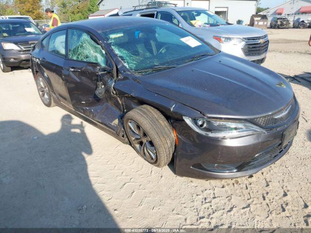  Salvage Chrysler 200