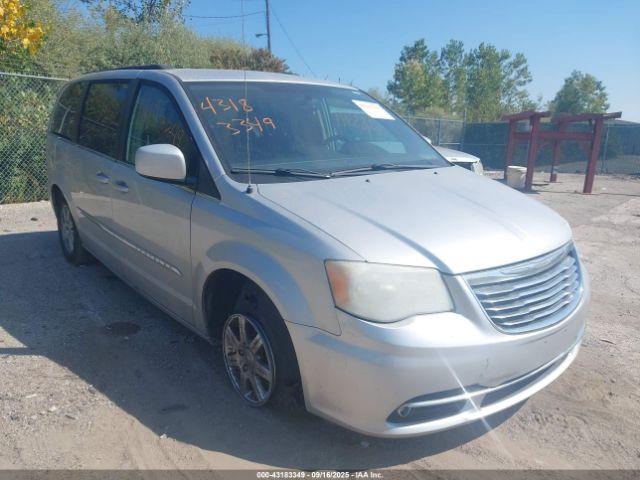 Salvage Chrysler Town & Country