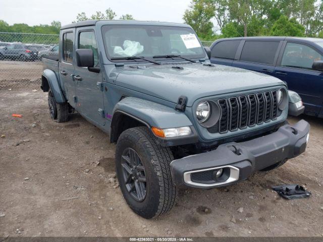  Salvage Jeep Gladiator