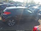 Hyundai VELOSTER Value Edition Image 12