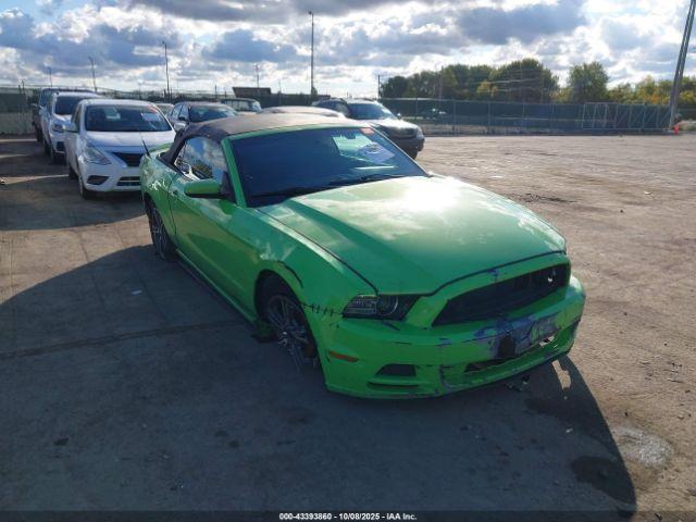  Salvage Ford Mustang