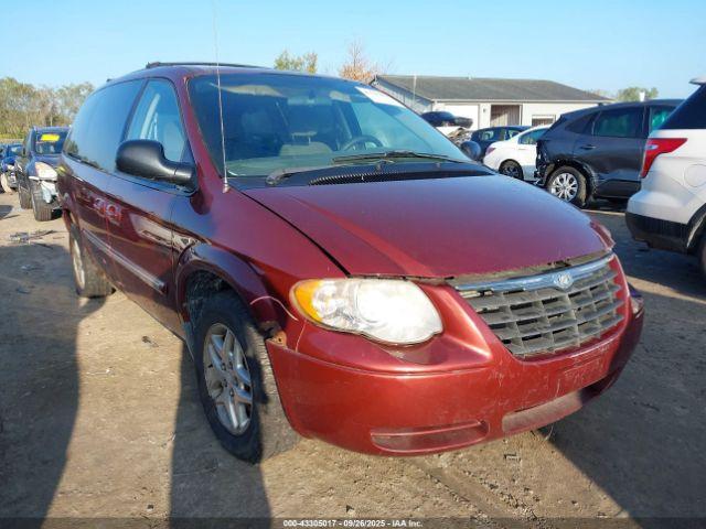  Salvage Chrysler Town & Country