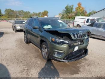  Salvage Jeep Cherokee