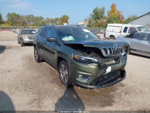  Salvage Jeep Cherokee
