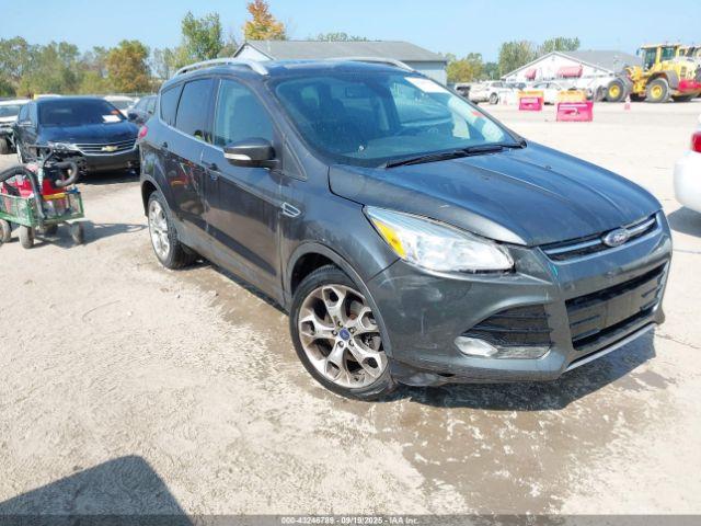  Salvage Ford Escape