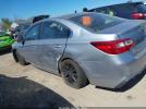 Subaru Legacy 2.5i Image 12