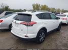 Toyota RAV4 Le Image 6