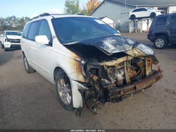  Salvage Kia Sedona