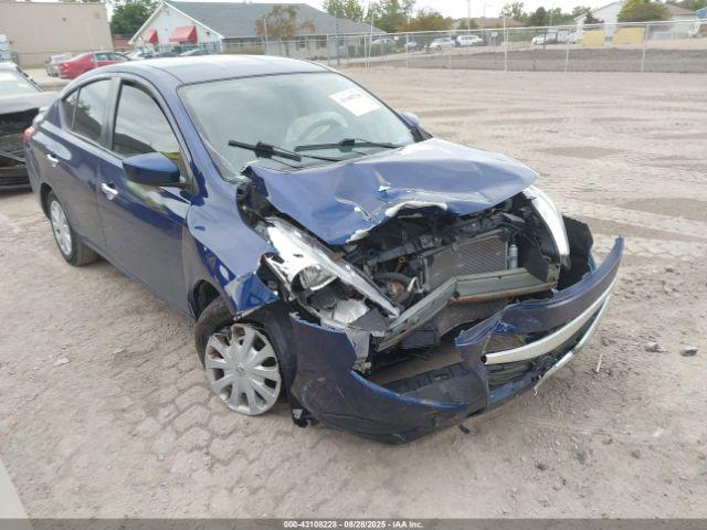  Salvage Nissan Versa