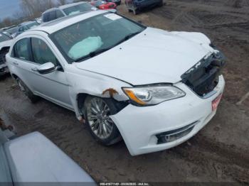  Salvage Chrysler 200