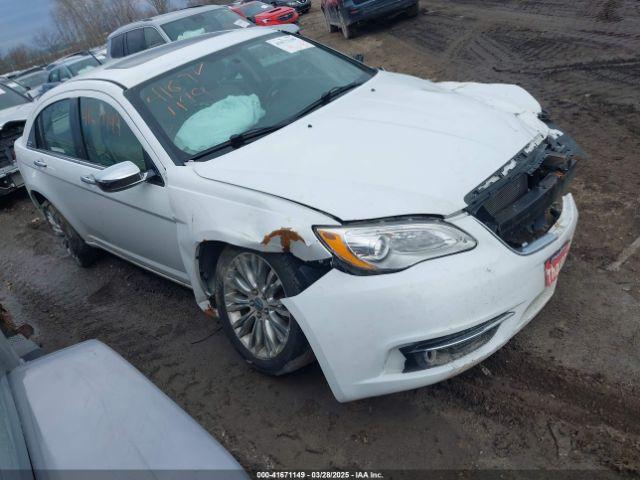  Salvage Chrysler 200