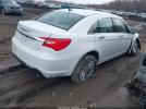 Chrysler 200 Limited Image 7