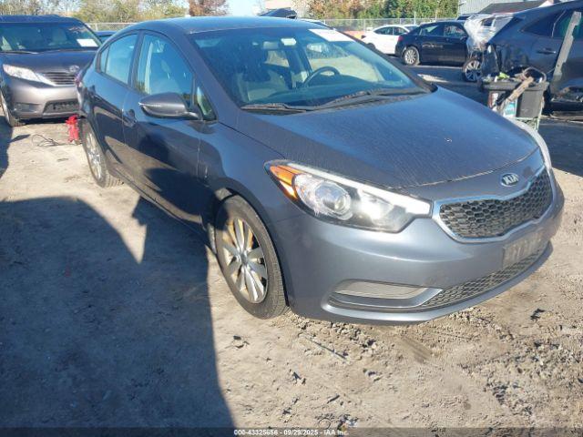  Salvage Kia Forte