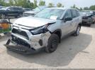 Toyota RAV4 Le Image 9