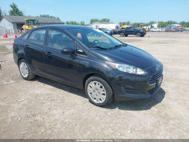  Salvage Ford Fiesta