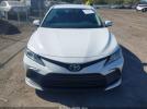 Toyota Camry Le Image 12