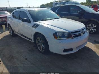  Salvage Dodge Avenger
