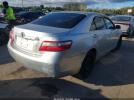 Toyota Camry Le Image 9
