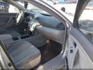 Toyota Camry Le Image 2